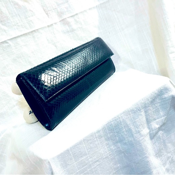 Vintage Genuine Snakeskin Oversized Clutch - Right On Trend For Fall 2023 - Picture 2 of 11